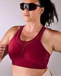 femme portant une brassière de sport hastko BRA N°42