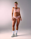 femme portant une brassière de sport hastko BRA N°38 