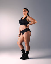 femme portant une brassière de sport hastko BRA N°39 