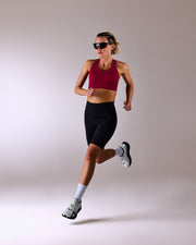 femme portant une brassière de sport hastko BRA N°39 