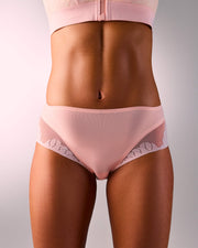 femme portant une culotte de sport sans couture hastko PANTY N°91 
