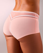 femme portant un shorty de sport sans couture hastko SHORTY N°19 