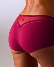 femme portant un shorty de sport sans couture hastko SHORTY N°19 