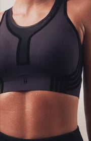 vidéo femme portant une brassière de sport hastko BRA N°42 